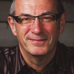 تصویر هنرمند Dave Gibbons