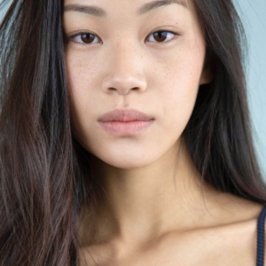 تصویر هنرمند Chloe Yu