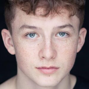 تصویر هنرمند Harry Kirton