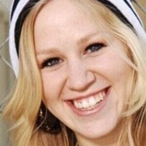 تصویر هنرمند Laura Edwards