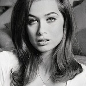 تصویر هنرمند Valerie Leon