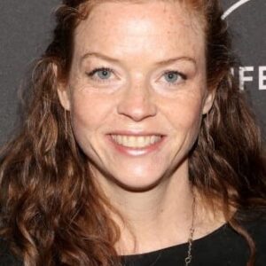 تصویر هنرمند Claire Scanlon