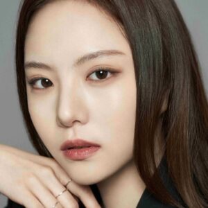 تصویر هنرمند Lee Yul-eum