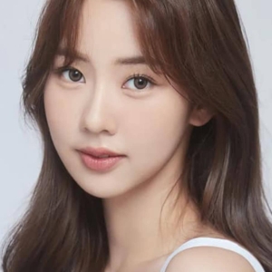 تصویر هنرمند Nilawan Iamchuasawad