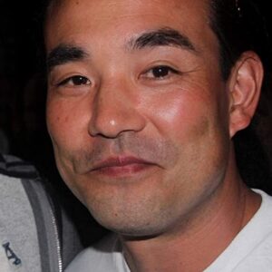 تصویر هنرمند Warren Takeuchi