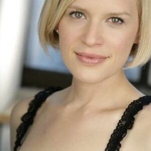 تصویر هنرمند Jennifer Skyler