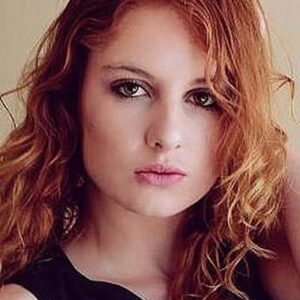 تصویر هنرمند Julyah Rose