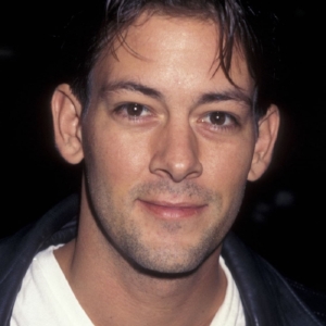 تصویر هنرمند J. Trevor Edmond