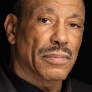 تصویر هنرمند Tony D. Head