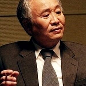 تصویر هنرمند Lee Jong-goo