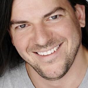 تصویر هنرمند Tom Wayland