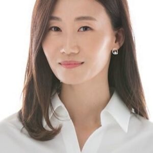 تصویر هنرمند Kim Young-ah