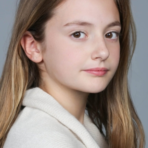 تصویر هنرمند Natalie Olivia Clarke