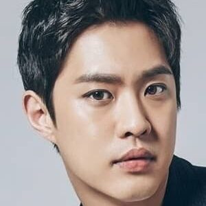 تصویر هنرمند Yang Seung-ho