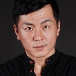 تصویر هنرمند Yi He