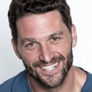 تصویر هنرمند Brett Tutor