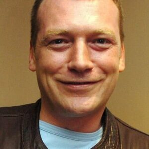 تصویر هنرمند Colin Buchanan