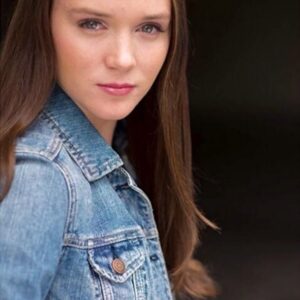 تصویر هنرمند Ava Hughes