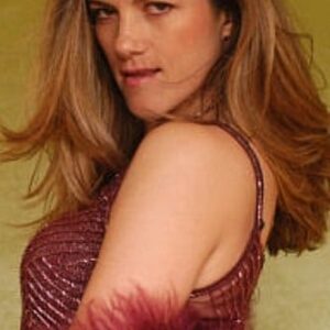 تصویر هنرمند Liza Oxnard