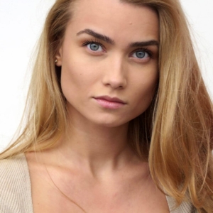 تصویر هنرمند Tiana Upcheva