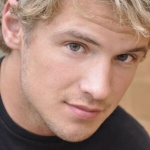 تصویر هنرمند Freddie Stroma