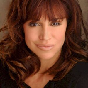 تصویر هنرمند Darcy DeMoss