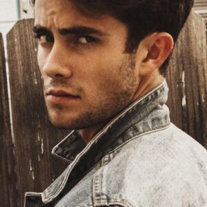 تصویر هنرمند Garrett Westton