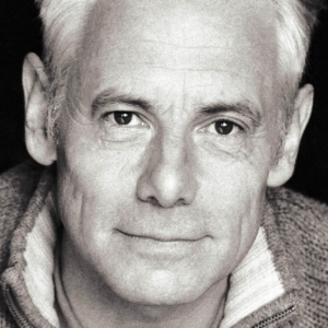 تصویر هنرمند Andrew Bridgmont