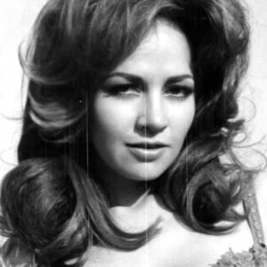 تصویر هنرمند Isela Vega