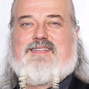 تصویر هنرمند Tyler Bunch