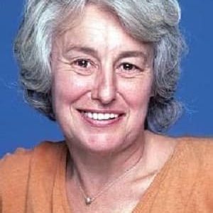 تصویر هنرمند Jacqueline Brookes