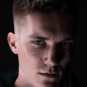 تصویر هنرمند Yehor Kozlov