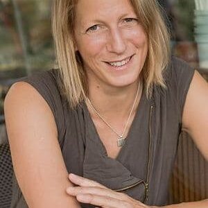 تصویر هنرمند Imola Láng