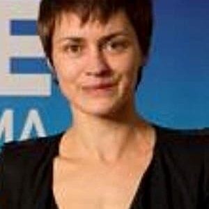 تصویر هنرمند Claire Dubien