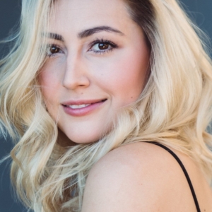 تصویر هنرمند Taylor Dooley