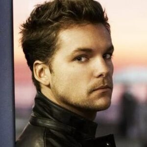 تصویر هنرمند Russell W. Howard