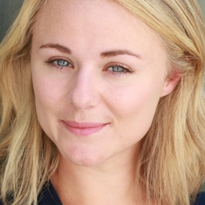 تصویر هنرمند Lora Burke