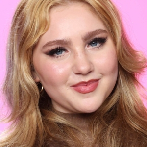 تصویر هنرمند Ella Anderson