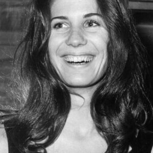 تصویر هنرمند Anne Byrne Hoffman