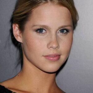 تصویر هنرمند Claire Harman