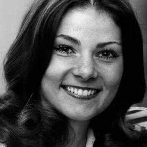 تصویر هنرمند Briony McRoberts