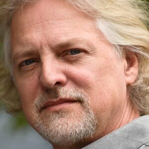 تصویر هنرمند Kevin Hardesty