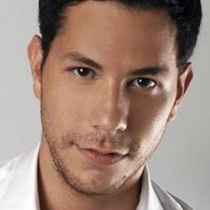 تصویر هنرمند Christian Chávez