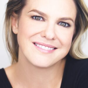 تصویر هنرمند Larisa Oleynik