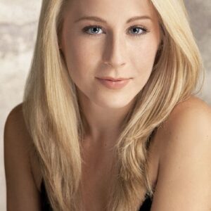 تصویر هنرمند Caitlin Hale