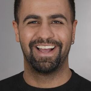 تصویر هنرمند Gürsu Gür