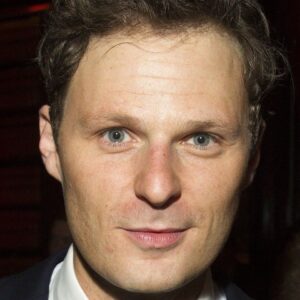 تصویر هنرمند Rupert Young