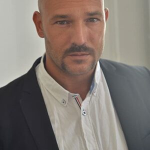 تصویر هنرمند Carlos Fuentes