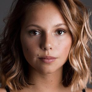 تصویر هنرمند Laura Dutra