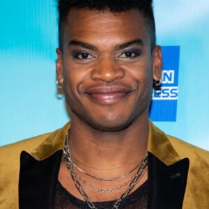 تصویر هنرمند Max Kumangai